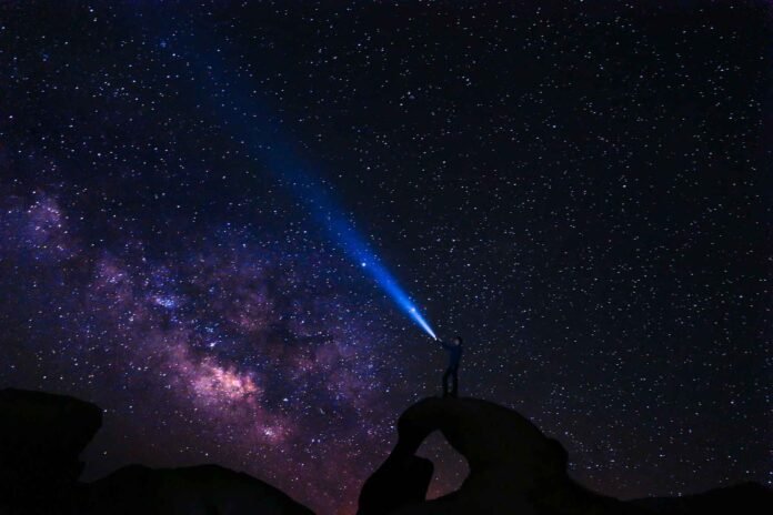 RISING STAR